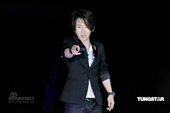 刘谦自曝18岁遇初恋后被抛弃一度感到绝望(图)