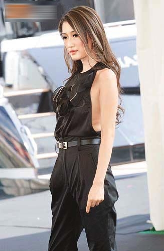 谢婷婷自称够凶男友不敢要求拍裸照(图)