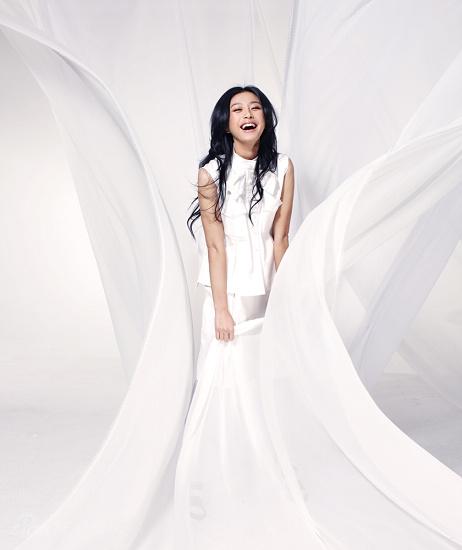 图文:秦岚夏日写真-秦岚青春活力