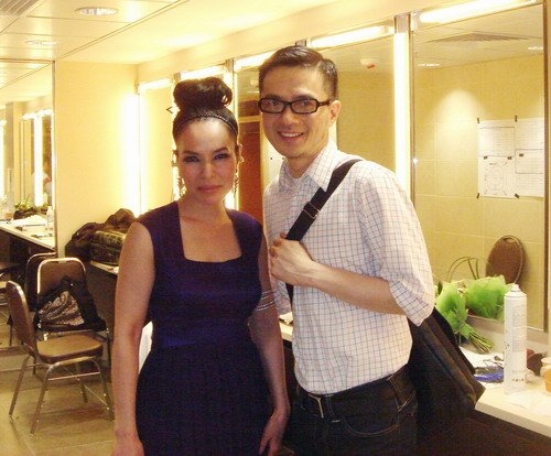 潘越云首度香港红馆演出 重新演绎《我愿意》