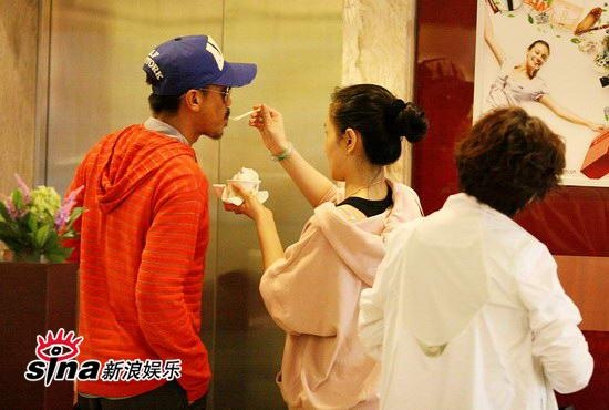 ������ѧ��̸�»�����ɾ�����Ŭ������(��ͼ)