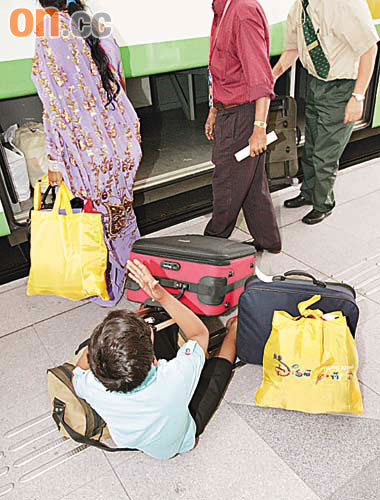 ��ƶ���̡�Сͯ�������������۵�˹��(ͼ)