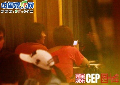 ֣��Լ����������Ů�� Ů����ܿ������(��ͼ)