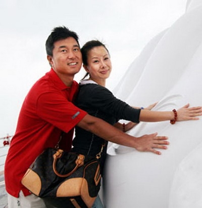 ���ľ�������ȡ������ ���丸�׼��бܷ�ͷ