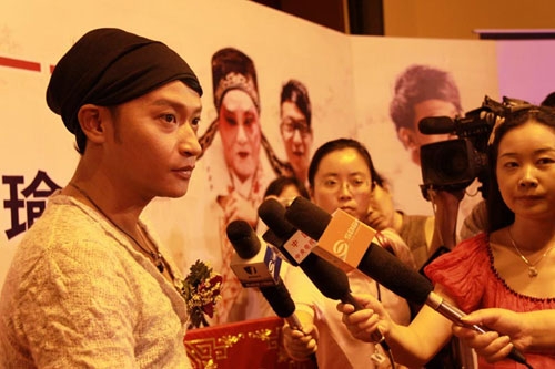 ������ʦ�������ͽ ��־���ͷ�����ʦ(ͼ)