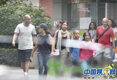 ����ʷ��˹Яȫ���������� �ܻ����ı����Ƭ