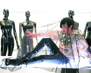 萧敬腾力求话题先行