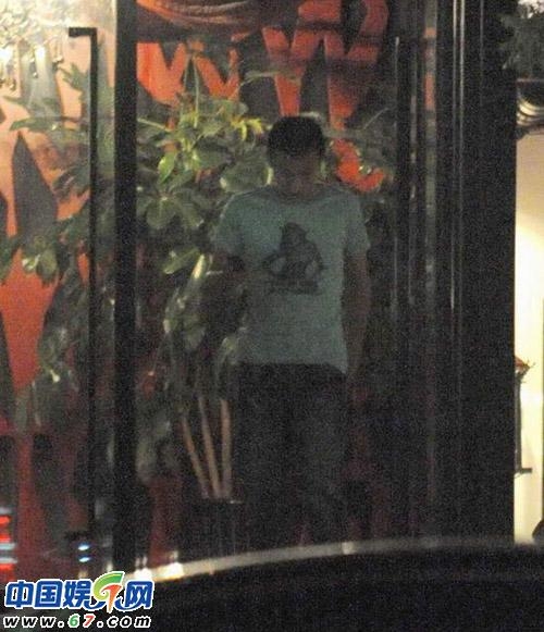 ��������ҹ������Ů �����P������Ϸ���ڼ�