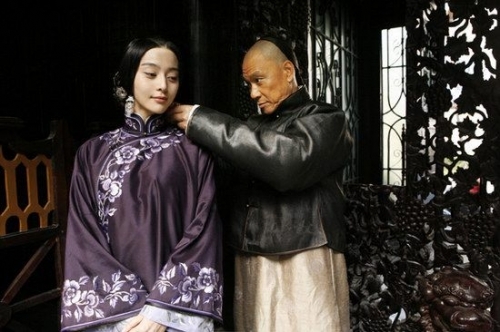 《十月围城》拍摄近尾声 范冰冰戏中过豪门瘾 《十月围城》拍摄近尾声 范冰冰戏中过豪门瘾