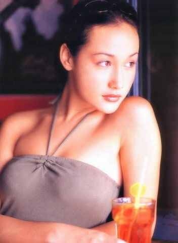 盘点性感晶女郎 林熙蕾优雅郑亦桐娇俏(图) 盘点性感晶女郎 林熙蕾优雅郑亦桐娇俏(图)