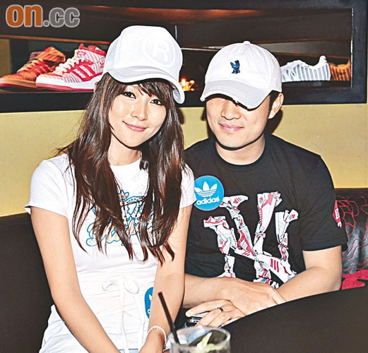 谢婷婷发誓仍单身不会因瞬间冲动结婚(图)